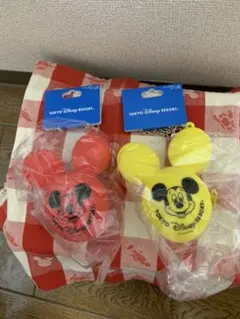 ディズニーリゾートバックチャーム　赤・黄色セット