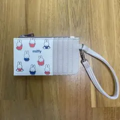 ミッフィ　パスケース