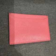 な*つ様 値下げ！PRADA 赤 カードケース
