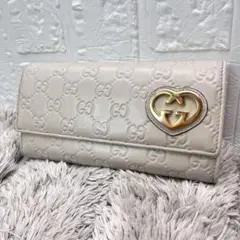 美品✨GUCCI 長財布 ラブリーハート GG GGスプリーム キャンバス白