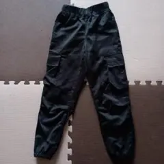黒いカーゴパンツ 10Y ポリエステル100%