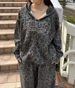ジュメロ jumelle pigment hoodieブラウン - メルカリ