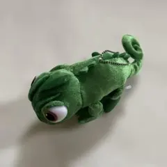 パスカル ラプンツェル 肩乗せ ぬいぐるみ カメレオン　ディズニーリゾート