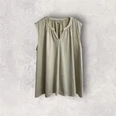 【L】UNIQLO ノースリーブ チュニック ベージュのサムネイル