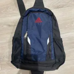 adidas ワンショルダーバッグ