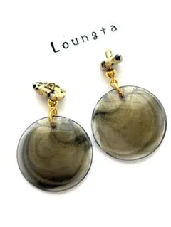 5点で450円引き ハンドメイドピアス 樹脂ピアス ダルメシアン天然石ピアス