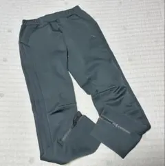 adidas トラックパンツ Mサイズ