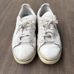 adidas アディダス　スタンスミス