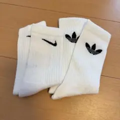 adidas アディダス NIKE ナイキ 靴下 白 2セット 22-24cmのサムネイル