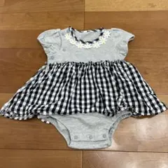 フリル付きロンパース グレーと黒のチェック 70cmまで