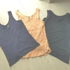 HK WORKS LONDON GU　UNIQLOタンクトップ ３枚セットのサムネイル