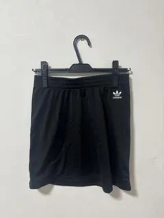 adidas Originals スナップボタン スカート ブラックのサムネイル