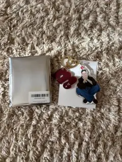 生見愛瑠　めるる　アクリルキーホルダー