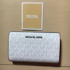財布　　MICHAEL KORS
