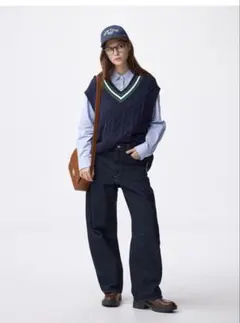 GU GU バレルレッグジーンズ　ネイビーSのサムネイル