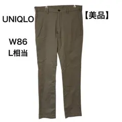 【美品】UNIQLO スリムフィットノータックチノパンツ　 ベージュ メンズのサムネイル