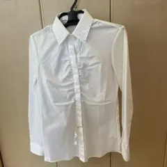 ホワイト長袖シャツ刺繍付き