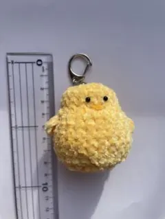 ひよこ　あみぐるみ　キーホルダー　編み物　ハンドメイド