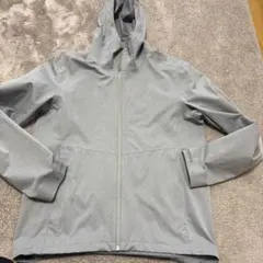 ブロックテックパーカー　M