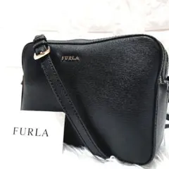 美品 FURLA フルラ リリー ダブルジッパー 黒 カメラバッグ 金具