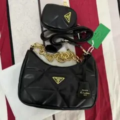 PRADA Re Edition 2000 ショルダーバッグ