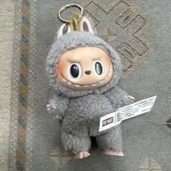 ラブブ　グレーのサムネイル