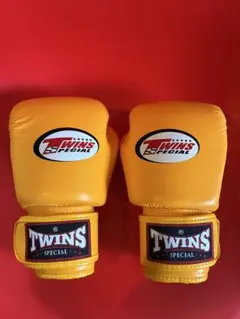 Twins Special 6ozボクシンググローブ 本革 イエローのサムネイル