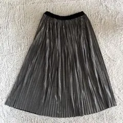 ローリーズファーム　グレー メタリック ロングスカート