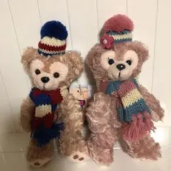 ダッフィー シェリーメイ ニット帽マフラーぬいぐるみバッジ