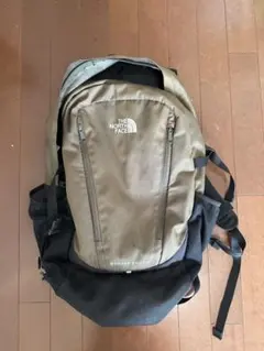 THE NORTH FACE バックパック オリーブグリーン