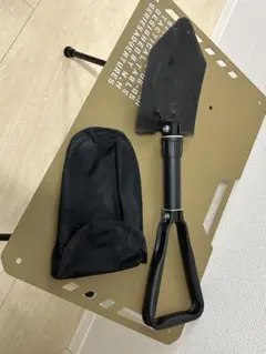 GLOCK グロック 折りたたみ式 多機能シャベル サバイバルツール - メルカリ