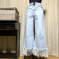 デニム　クロップド　ワイドパンツ　ライトブルー薄青　フレア　フリンジ　水色　春夏