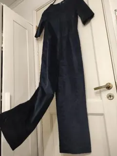 美品✦COS　コス　ベルベット風ジャンプスーツ　XS　ネイビー