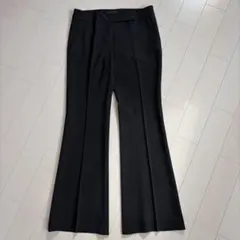 theory 黒 センタープレスフレアパンツ　通勤　美脚　サイズ6