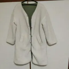 リバーシブルボアジャケット ホワイト/グリーン