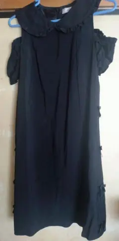 Ank Rouge 黒オフショルダーワンピース