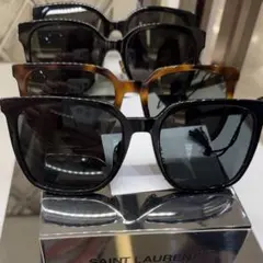 SAINT LAURENT ブラック キャットアイサングラス 定価　65000円のサムネイル