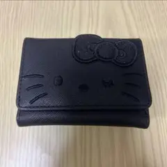 未使用　キティ　三つ折り財布　がま口　ミニ財布　フェイス刺繍　黒　サンリオ