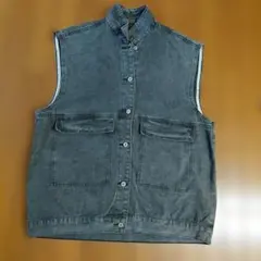 レディースデザインベスト　フリーサイズ　グレーデニム地　ほぼ未使用品