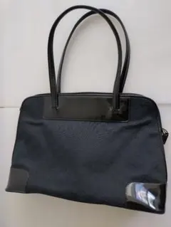 GUCCI　黒GG柄 ハンドバッグ