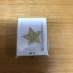 Dior 星型　ピンバッジ　ノベルティ