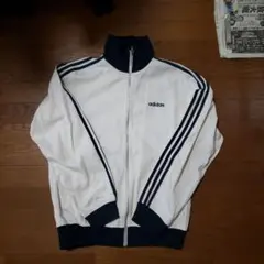 adidas トラックジャケット L
