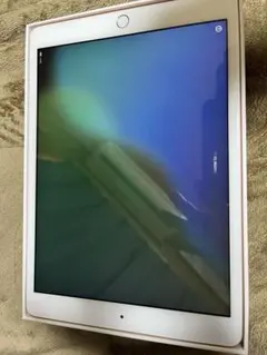 iPad 第8世代10.2インチ ゴールド 本体　128gb Wi-Fiモデル