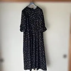 ゴールデンベア　プリントワンピースのサムネイル
