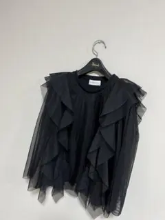 美品LaboutiqueBonBonラブティックボンボンラッフルチュールtops