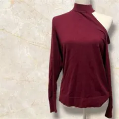 バーガンディ ハイネック ニットセーター 肩あき アシンメトリー