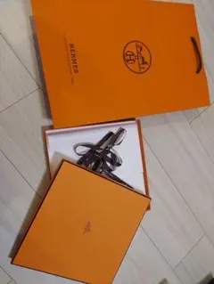HERMES　紙袋と箱