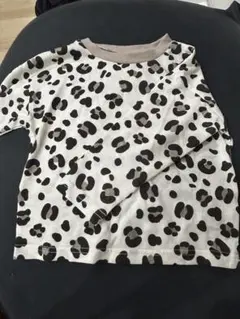 西松屋　長袖Tシャツ 90サイズ