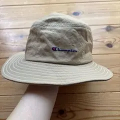 ⚪︎Champion バケットハット ベージュ　ほぼ未使用品‼️