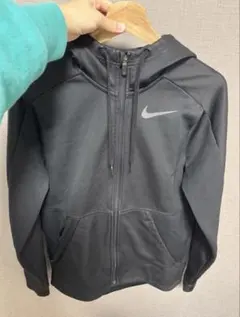 Nike フード付きジャケット ブラック